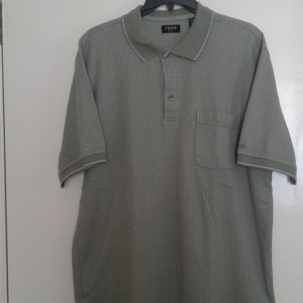 Izod 83% cotton and 17 % polyester.